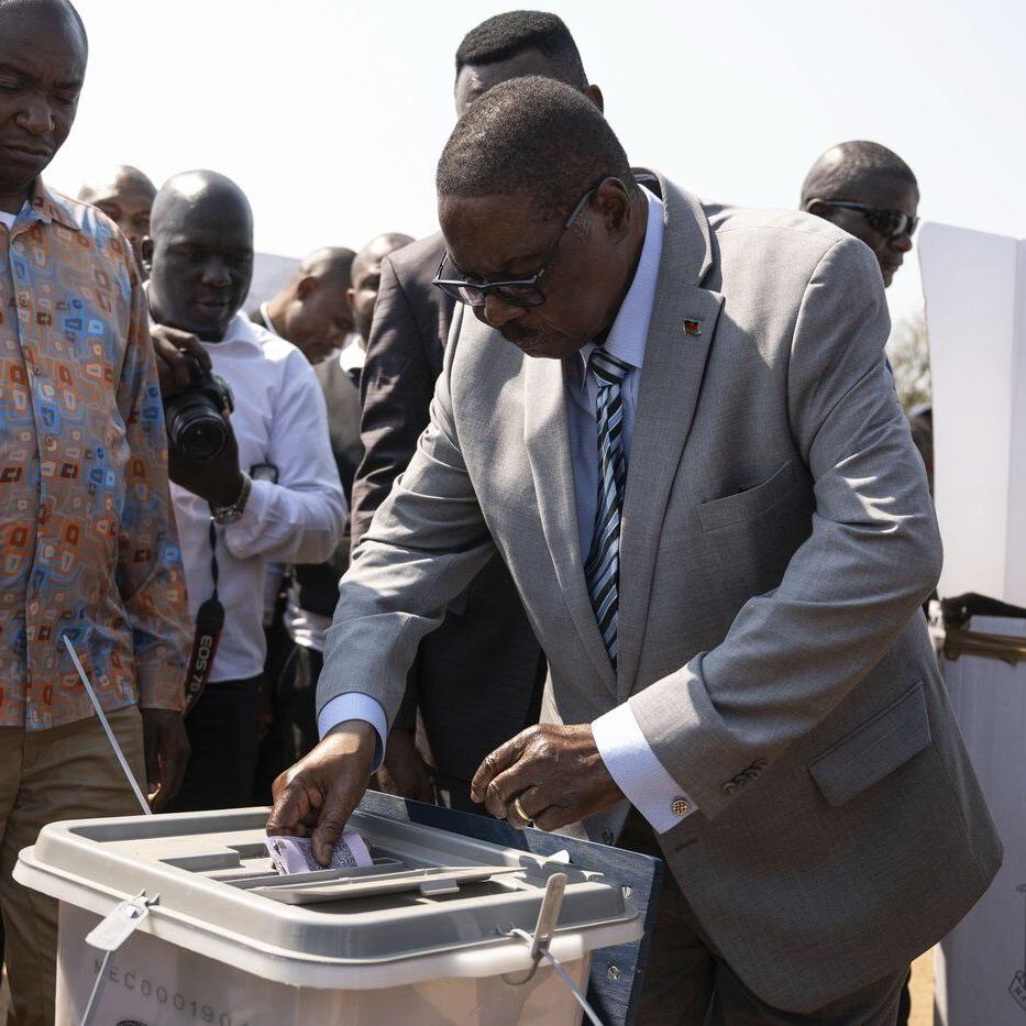 Parties of both main candidates claim Malawi election victory but results not yet announced